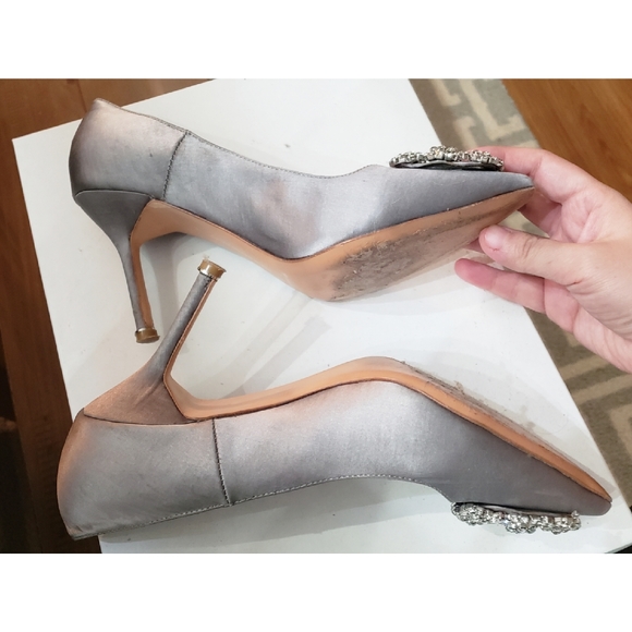 Manolo Blahnik Hangisi Grey Satin - Picture 6 of 13